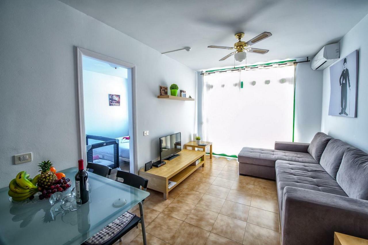 Apt With Terrace Facing Amadores Beach Екстер'єр фото