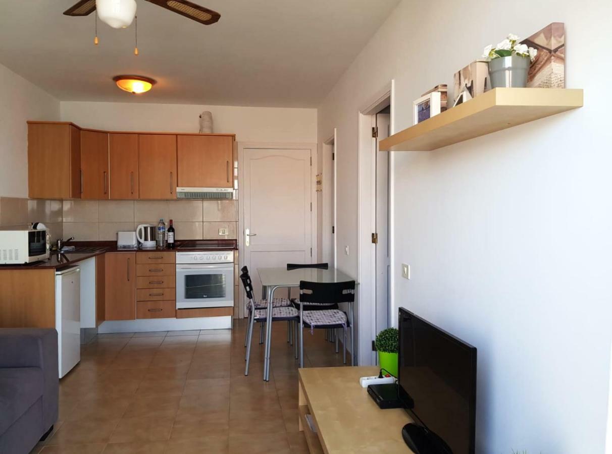 Apt With Terrace Facing Amadores Beach Екстер'єр фото